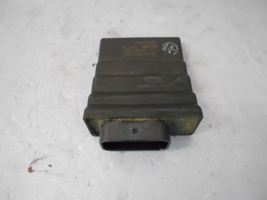 Framsidan på CDI / ECU från en Yamaha YS 125 -2017 motorcykel.