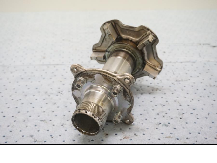 VÀnster sida pÄ Nav frÄn en MV Agusta F3 675 -2014 motorcykel.