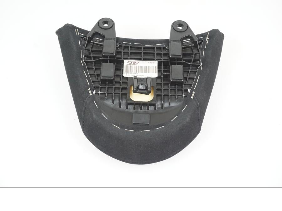 Vänster sida på Sadel från en Ducati X Diavel S -2020 motorcykel.