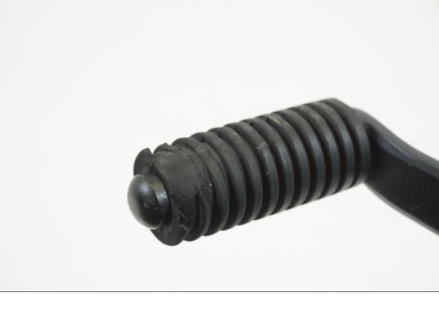 Vänster sida på Växelpedal från en Suzuki VL 1500 -1999 motorcykel.