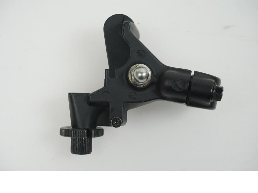 Snett uppifrån på Kopplingsklo från en Honda NC 750 S -2017 motorcykel.