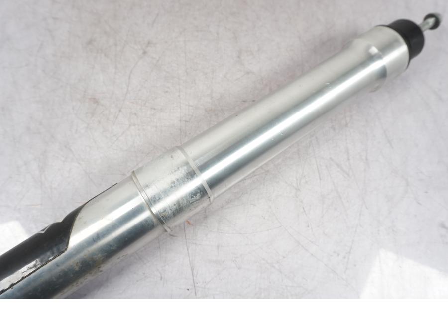 Extrabild2 på Gaffelben från en BMW R 1200 GS -2005 motorcykel.