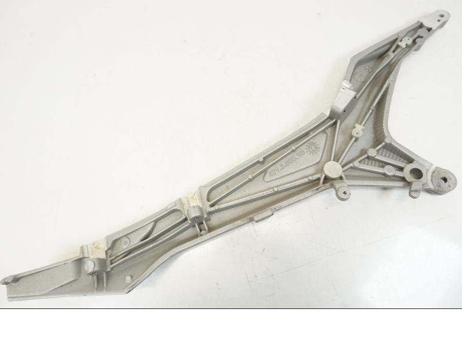 Snett uppifrån på Bakram från en Ducati Hyperstrada -2013 motorcykel.