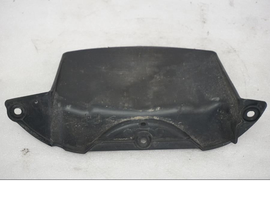 Baksidan på Svingskärm från en Yamaha YZF R6 -1999 motorcykel.