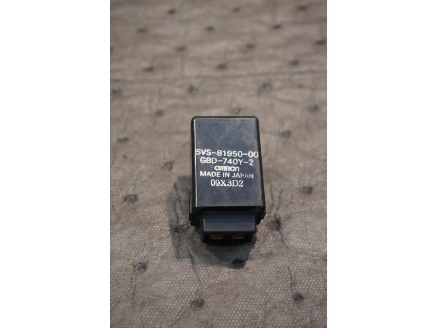 Framsidan pÄ RelÀ frÄn en Yamaha FJR 1300 -2004 motorcykel.