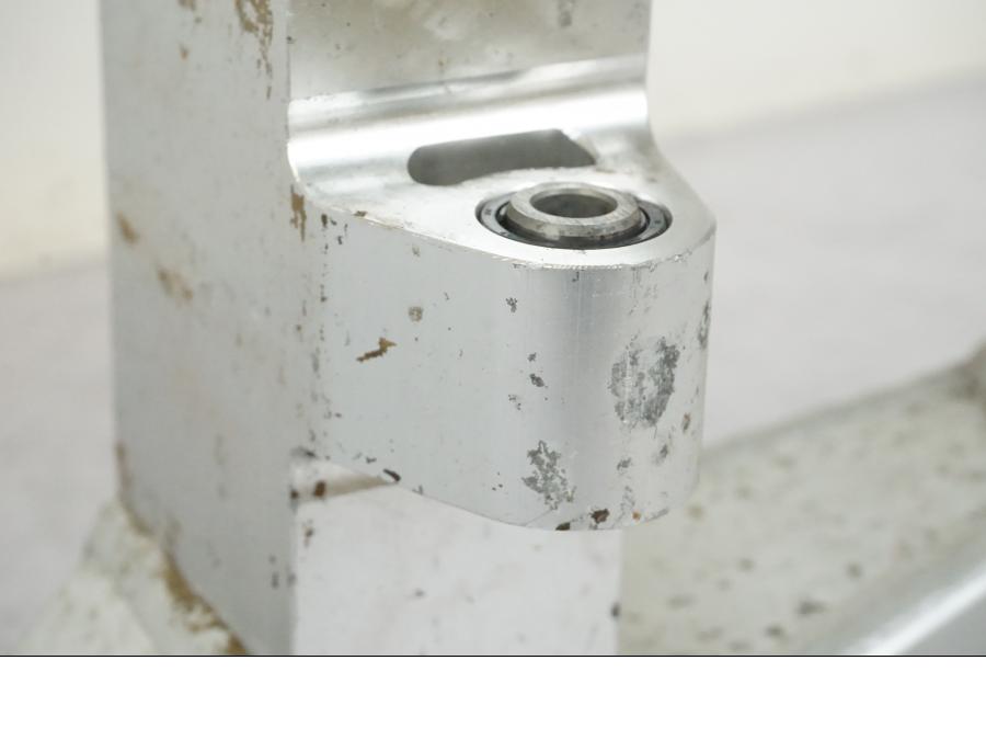 Extrabild6 på Sving från en Honda CBR 1100 XX -1999 motorcykel.