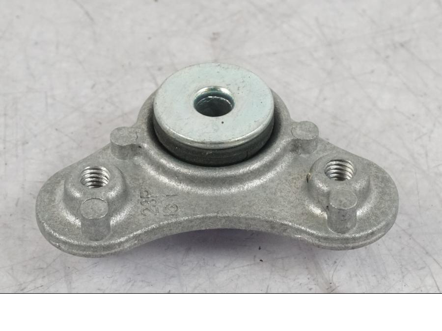 Baksidan pÄ BensintankfÀste frÄn en Yamaha MT-09 SP -2018 motorcykel.