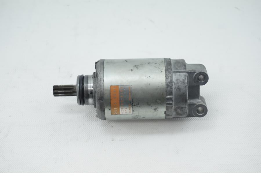 Baksidan på Startmotor från en Kawasaki ZX-6R -2007 motorcykel.