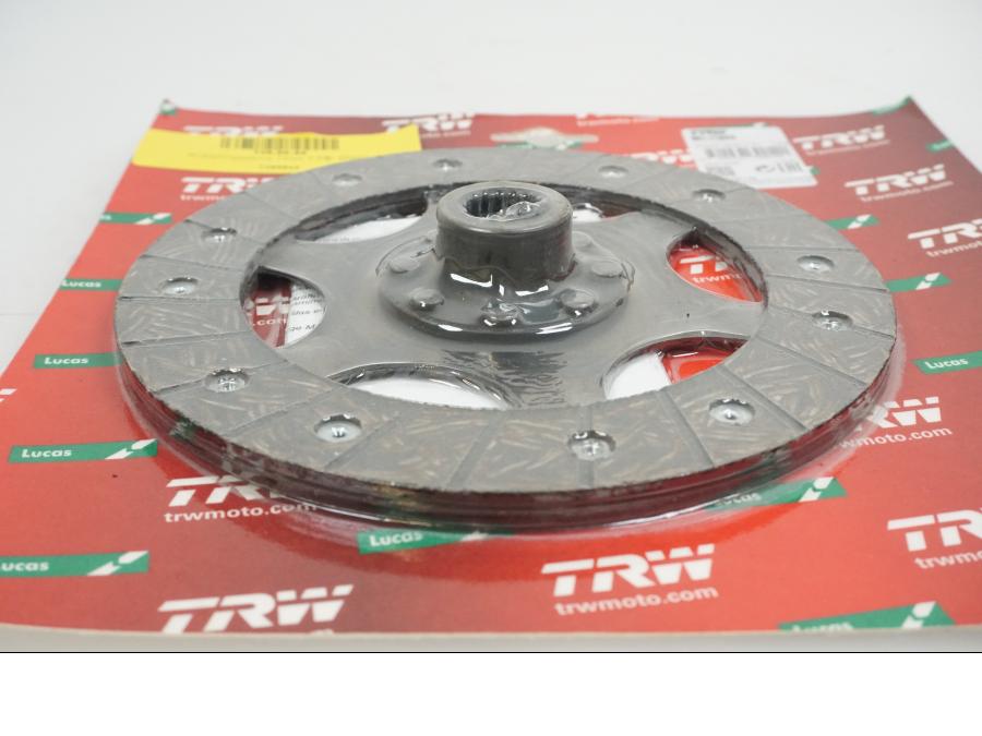 Baksidan på Koppling från en BMW R 1200 C -2004 motorcykel.