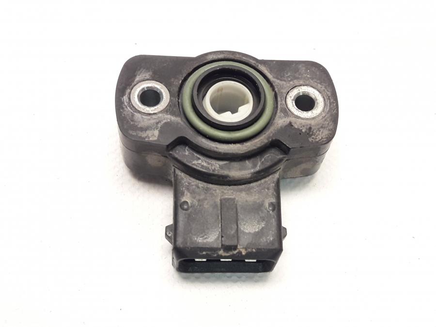 Baksidan på TPS från en BMW R 1200 GS -2006 motorcykel.