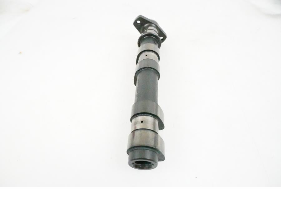 Höger sida på Kamaxel från en Honda VFR 800 -2005 motorcykel.