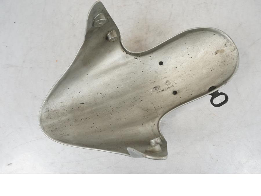 Extrabild1 på Framskärm från en Triumph Daytona 955I -2000 motorcykel.