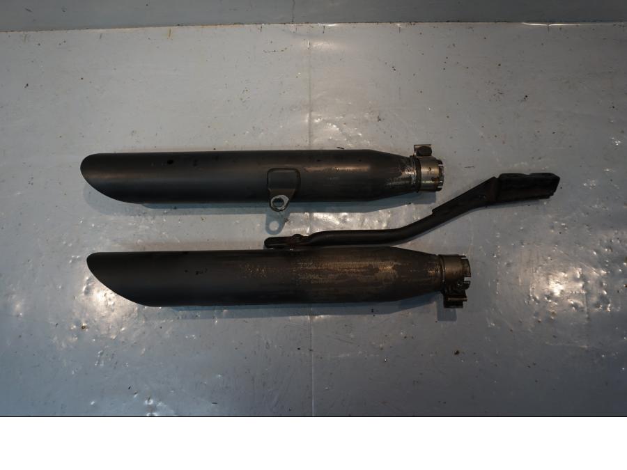 Baksidan på Ljuddämpare Sport från en H-D Sportster 1200 XL1200C -1998 motorcykel.