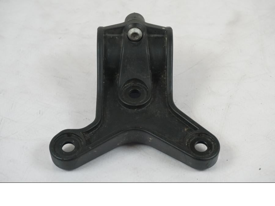 Höger sida på Instrumentfäste från en KTM 1290 Super Duke R -2018 motorcykel.