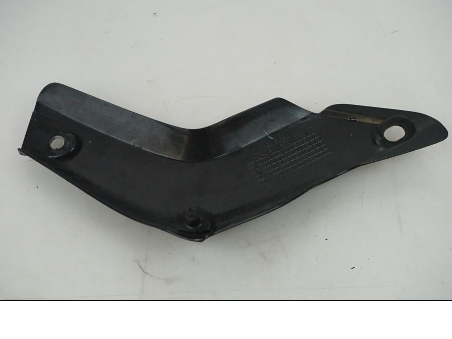 Snett uppifrån på Värmeskydd från en Honda CBR 1000 -2005 motorcykel.