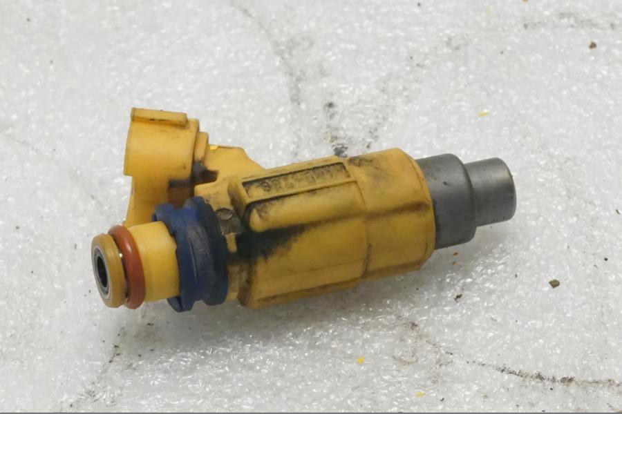 Framsidan på Spridare från en Kawasaki VN 1500 Mean Streak -2003 motorcykel.