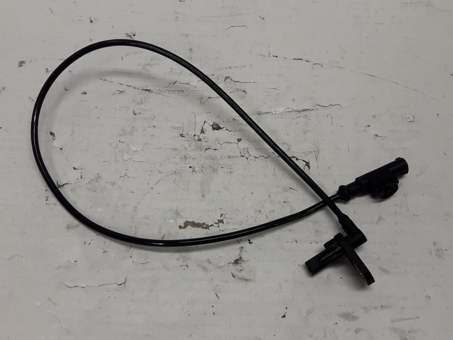 Framsidan på ABS givare från en Kawasaki ER-6N -2015 motorcykel.