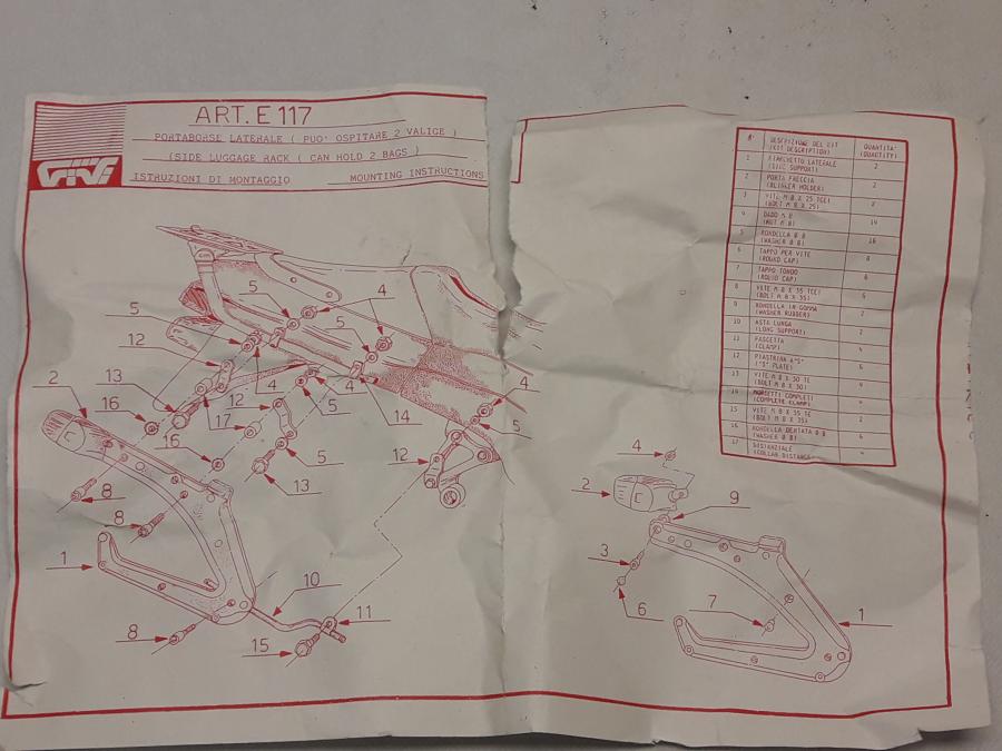 Baksidan pÄ VÀskhÄllare frÄn en Yamaha Alla -2005 motorcykel.