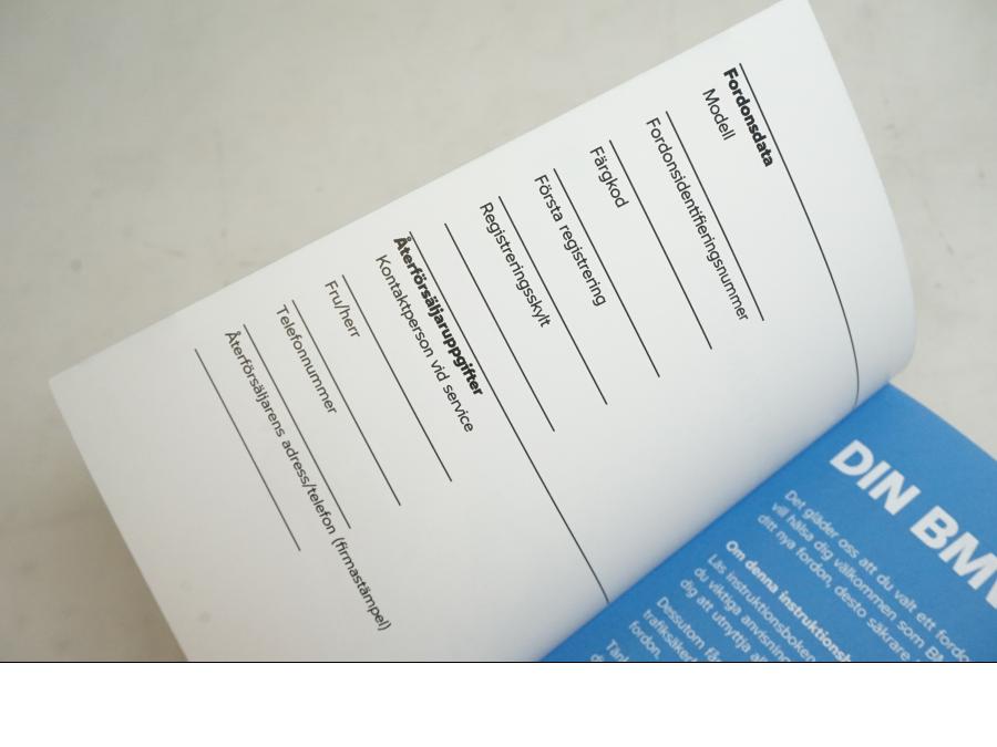 Baksidan på Instruktionsbok från en BMW R 1250 RT -2020 motorcykel.