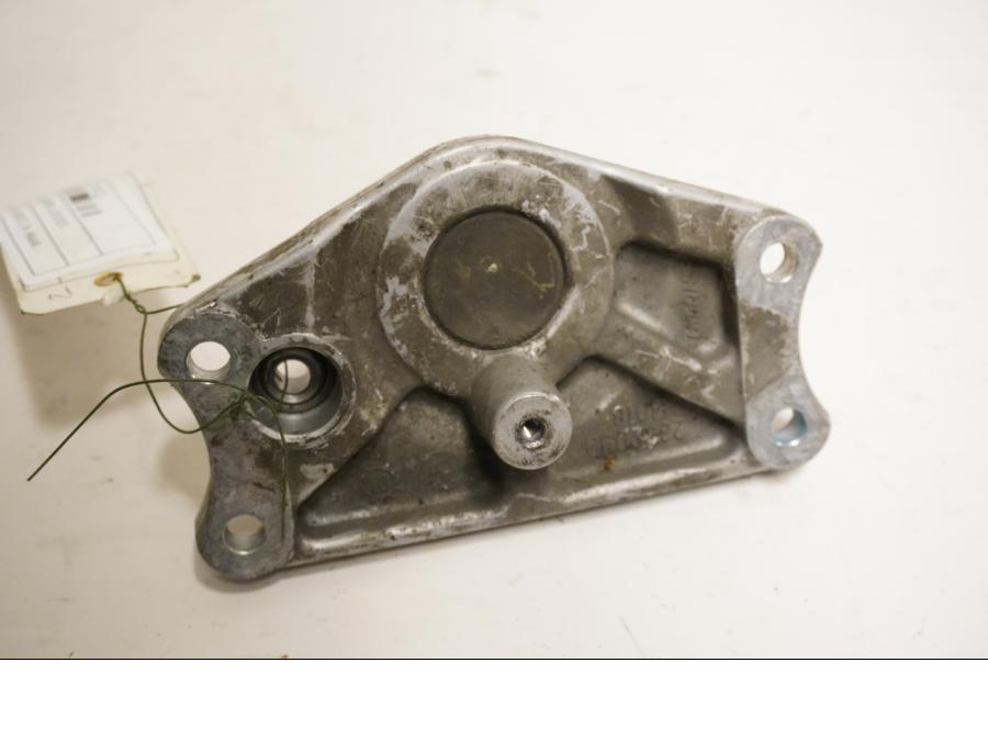 Baksidan på Gaffelkrona från en BMW K 1200 RS -2002 motorcykel.