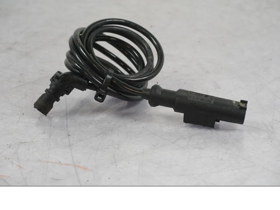 Baksidan på ABS givare från en KTM 1290 Super Adventure R -2018 motorcykel.