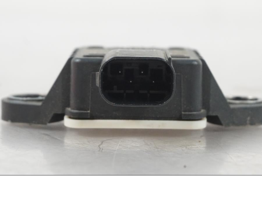 Snett nerifrån på Tilt Sensor från en BMW R 1250 GS -2021 motorcykel.