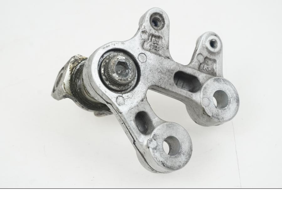 Höger sida på Fotpinnefäste från en Suzuki GSX-R 1000 -2007 motorcykel.