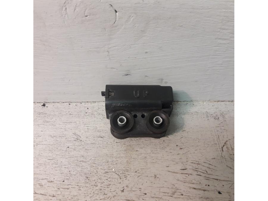 Framsidan på Tilt Sensor från en Triumph Daytona 675 -2009 motorcykel.