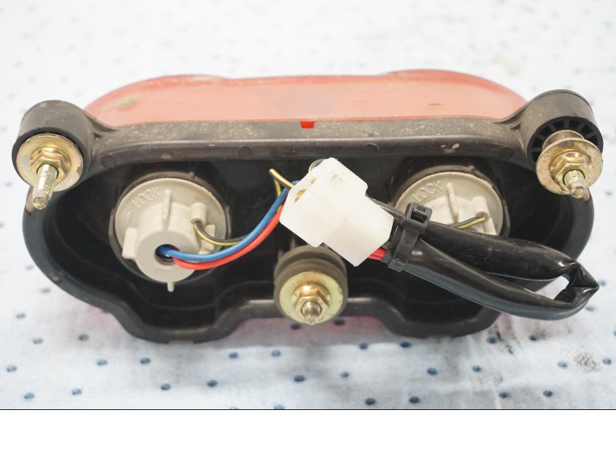 Höger sida på Baklampa från en Kawasaki ZX-6R -2000 motorcykel.