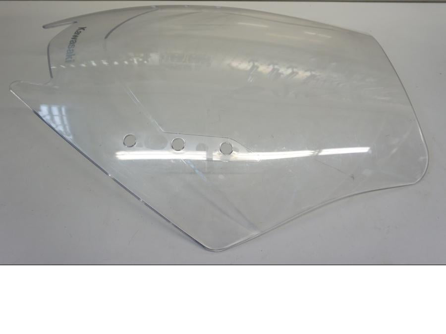 Höger sida på Vindruta från en Kawasaki GTR 1400 -2008 motorcykel.