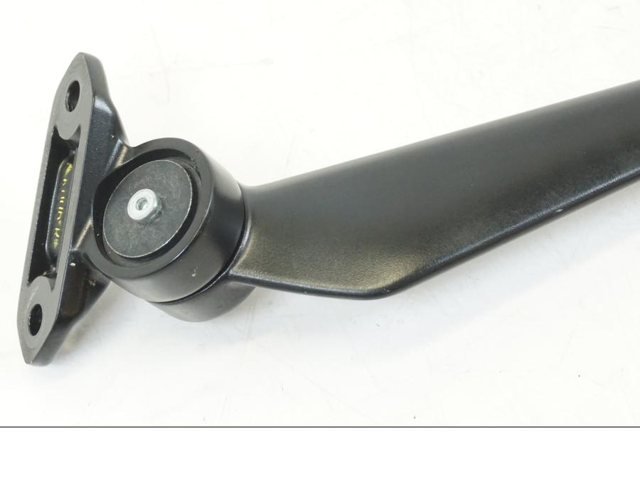 Snett nerifrån på Backspegel från en Kawasaki NINJA 400 -2020 motorcykel.