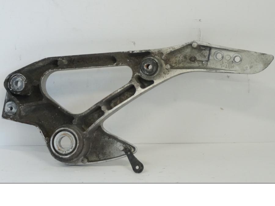 Extrabild1 på Fotpinnefäste från en Honda XL 1000 V -1999 motorcykel.