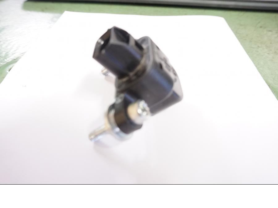 Höger sida pÄ Tilt Sensor frÄn en Kawasaki Z 900 -2020 motorcykel.