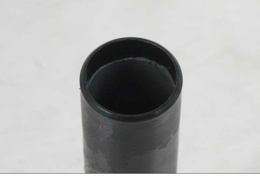 Snett uppifrån på Gasrulle från en Yamaha MT-09 -2019 motorcykel.