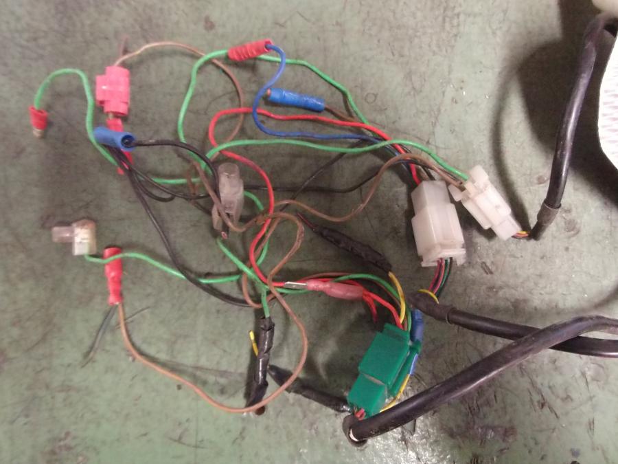 Snett uppifrån på Instrumentpanel från en Yamaha XJR 1300 -2002 motorcykel.