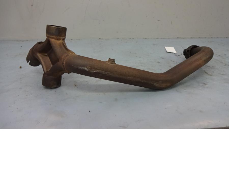 Baksidan på Grenrör från en Ducati ST2 -2001 motorcykel.