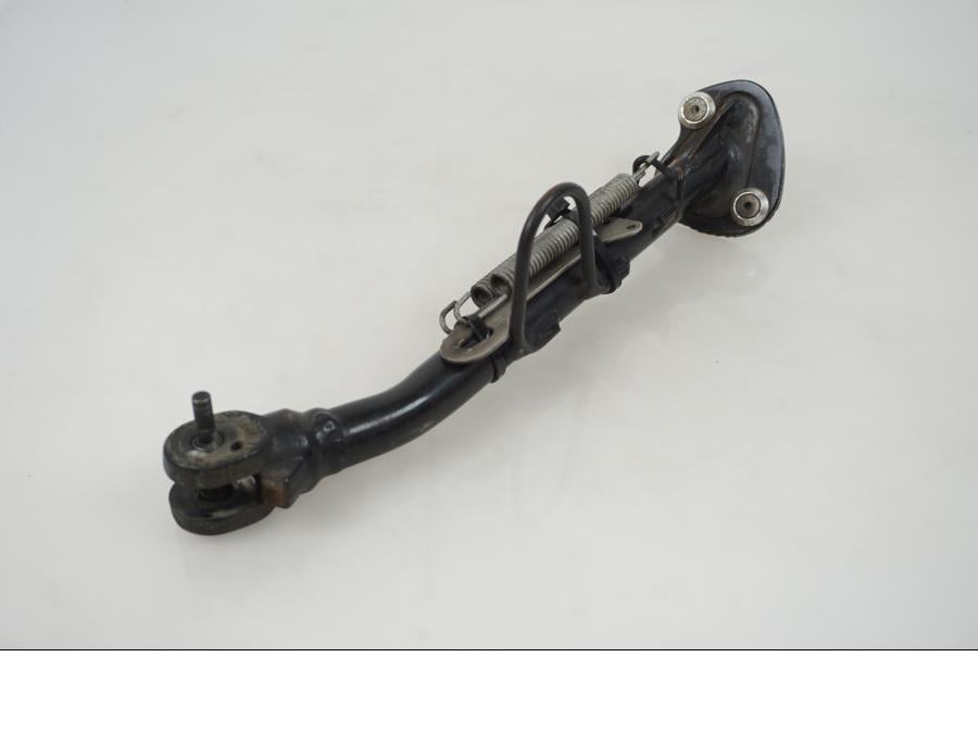 Baksidan på Sidostöd från en BMW R 1150 R -2004 motorcykel.