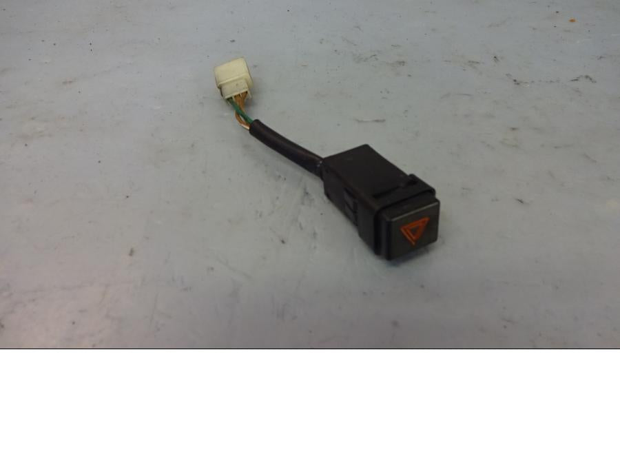 Framsidan på Tryckknappsreglage från en Yamaha FJR 1300 -2003 motorcykel.