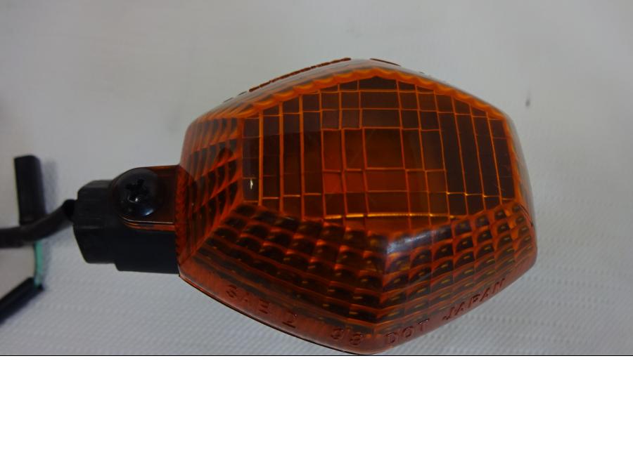 Höger sida på Blinkers från en Suzuki GSF 1200 -2002 motorcykel.