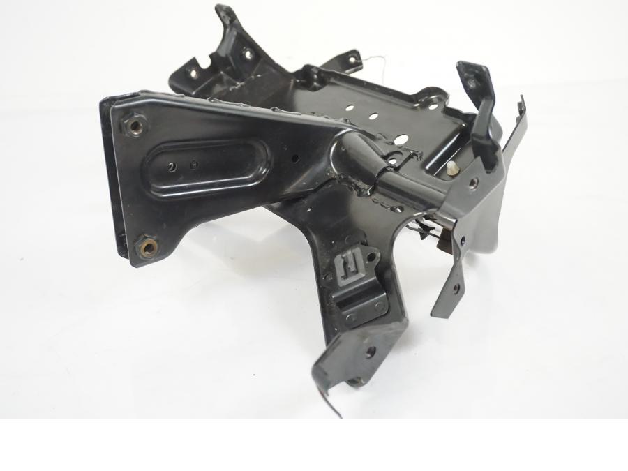 Extrabild2 på Toppkåpstag från en BMW F 650 CS -2002 motorcykel.