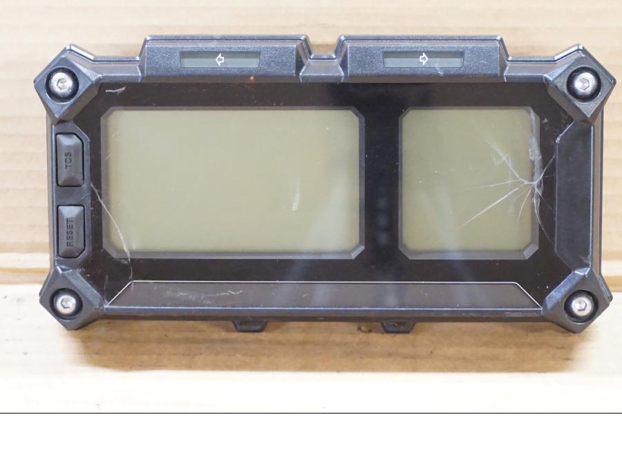 Framsidan på Instrumentpanel från en Yamaha MT-09 Tracer -2019 motorcykel.