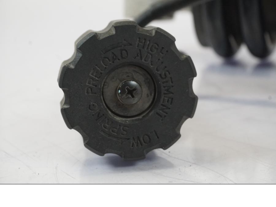 Extrabild1 på Stötdämpare från en Honda NT 700 -2008 motorcykel.