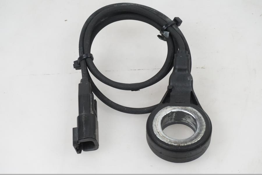 Baksidan på ABS givare från en H-D Adventure Pan America Special RA1250S -2021 motorcykel.