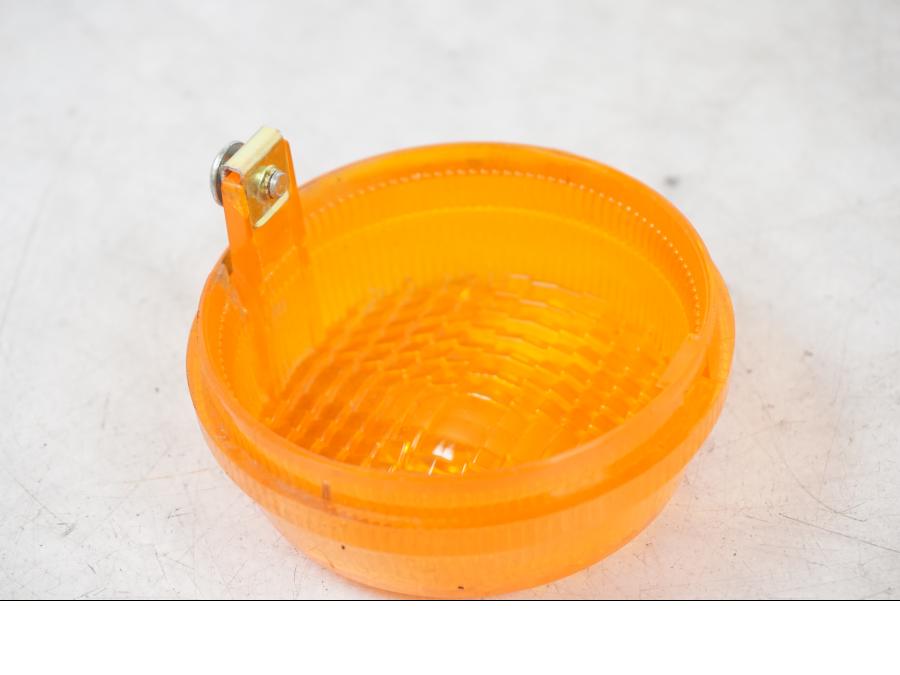 Baksidan på Blinkersglas från en Honda VT 600 C -1998 motorcykel.