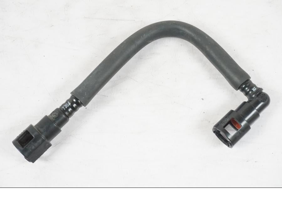 Vänster sida på Bensinledning från en Suzuki GSX-R 600 -2007 motorcykel.