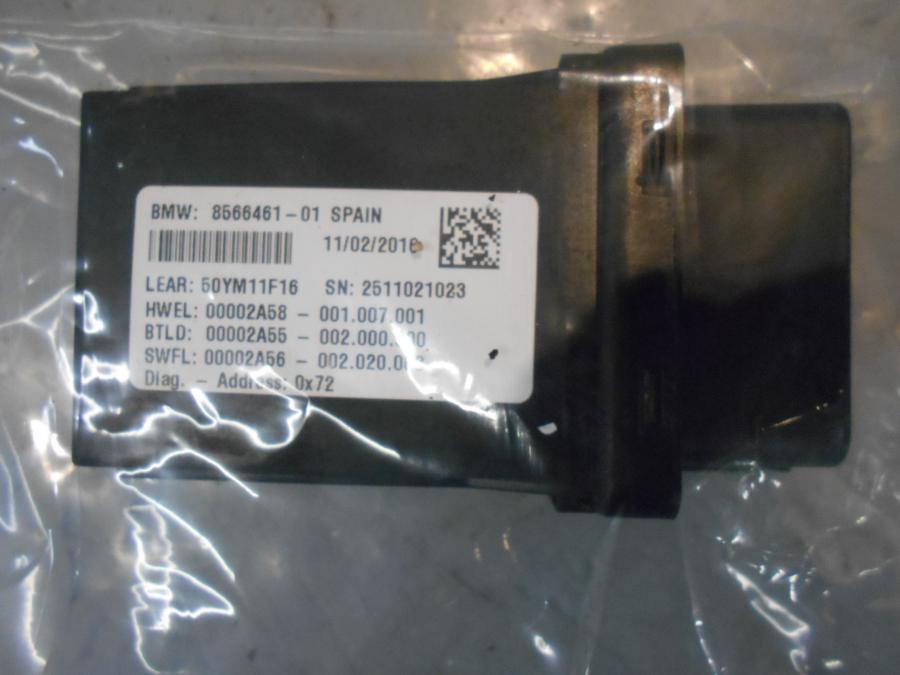 Framsidan på Styrbox från en BMW R 1200 RS -2016 motorcykel.