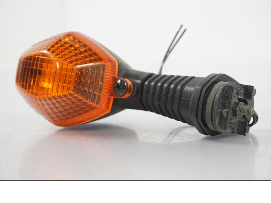 Vänster sida på Blinkers från en Suzuki SV 650 S -2005 motorcykel.