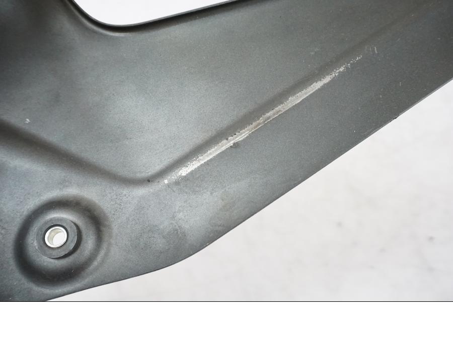 Extrabild3 på Värmeskydd från en Kawasaki ZX-6R -2011 motorcykel.