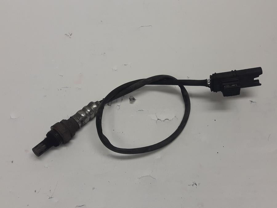 Framsidan på Lambdasond från en BMW F 650 GS -2009 motorcykel.