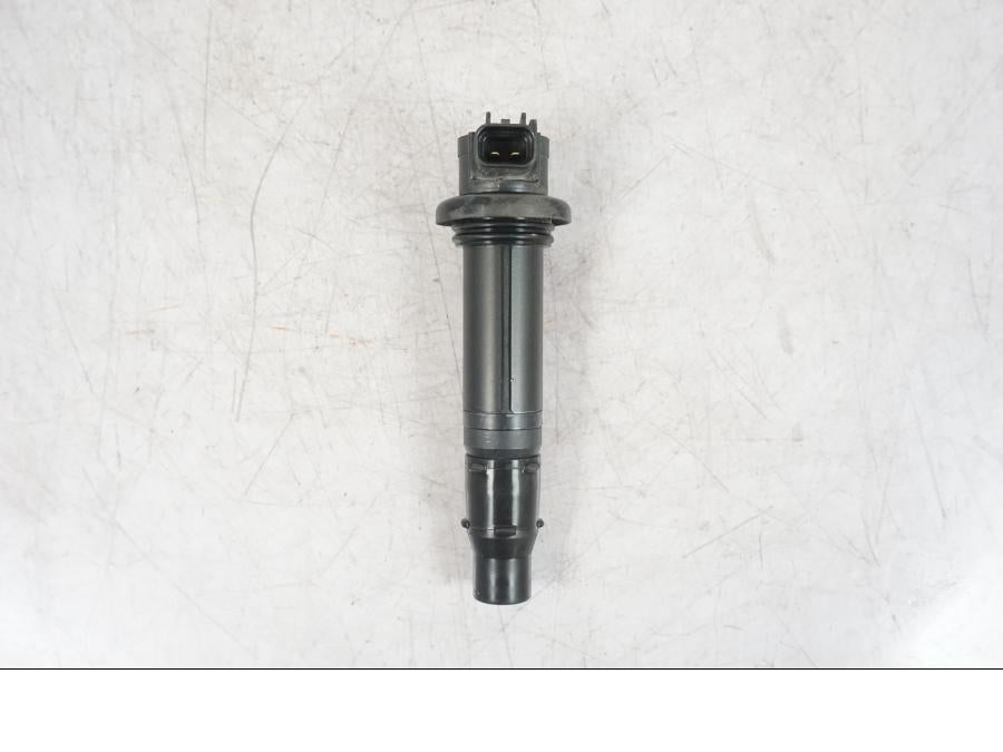 Baksidan på Tändspole från en Yamaha MT-09 -2016 motorcykel.